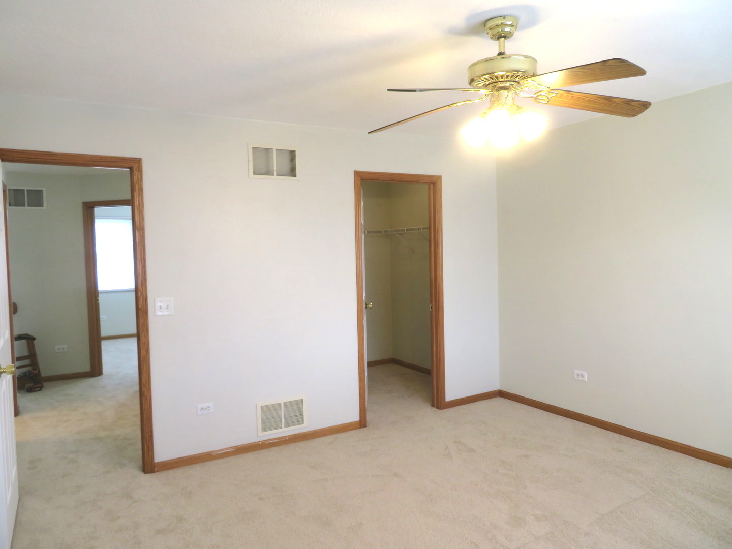 2041 Lisbon Road #B, Morris, IL 60450