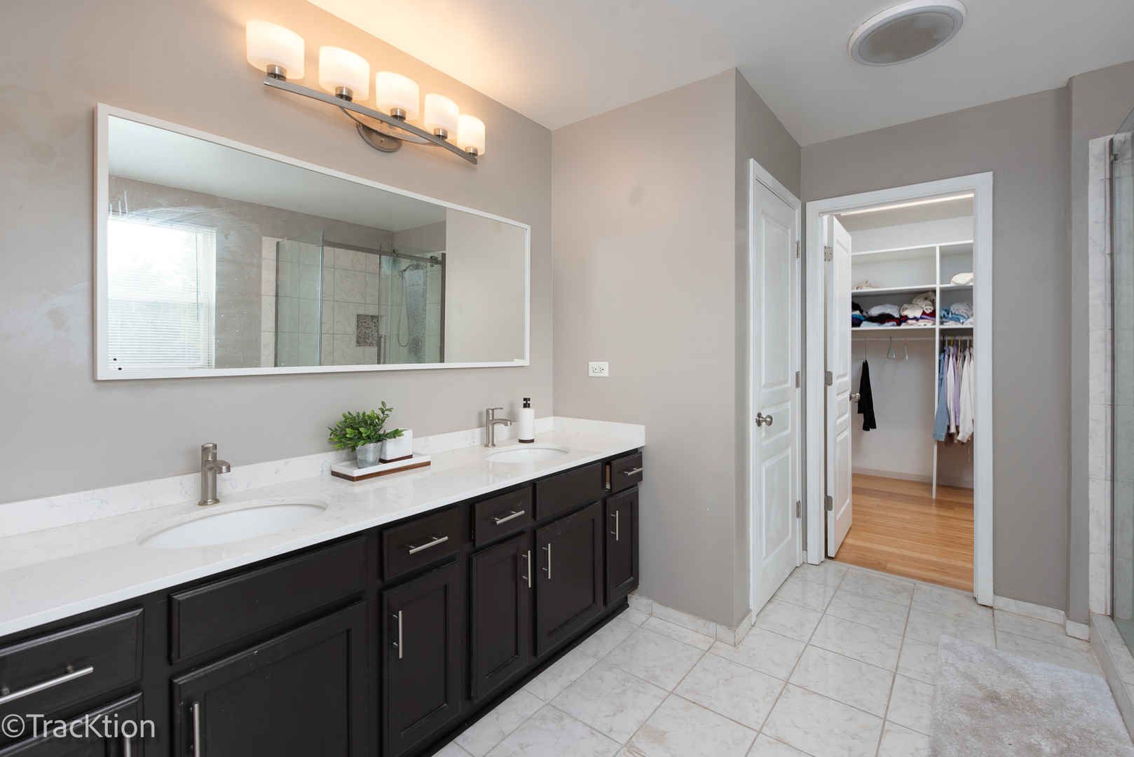 129 Ginkgo Street, Bolingbrook, IL 60490