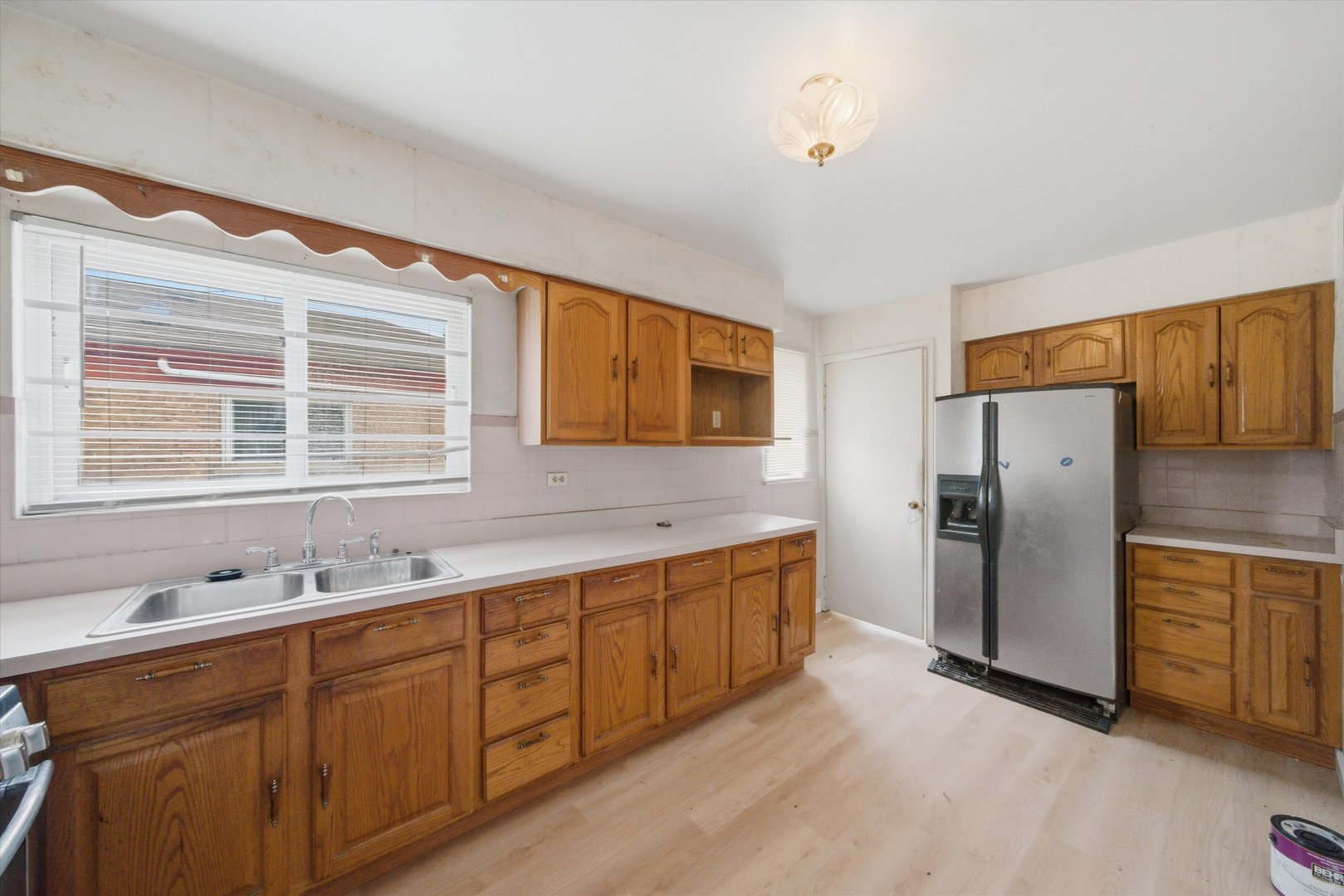 119 Rice Avenue, Bellwood, IL 60104