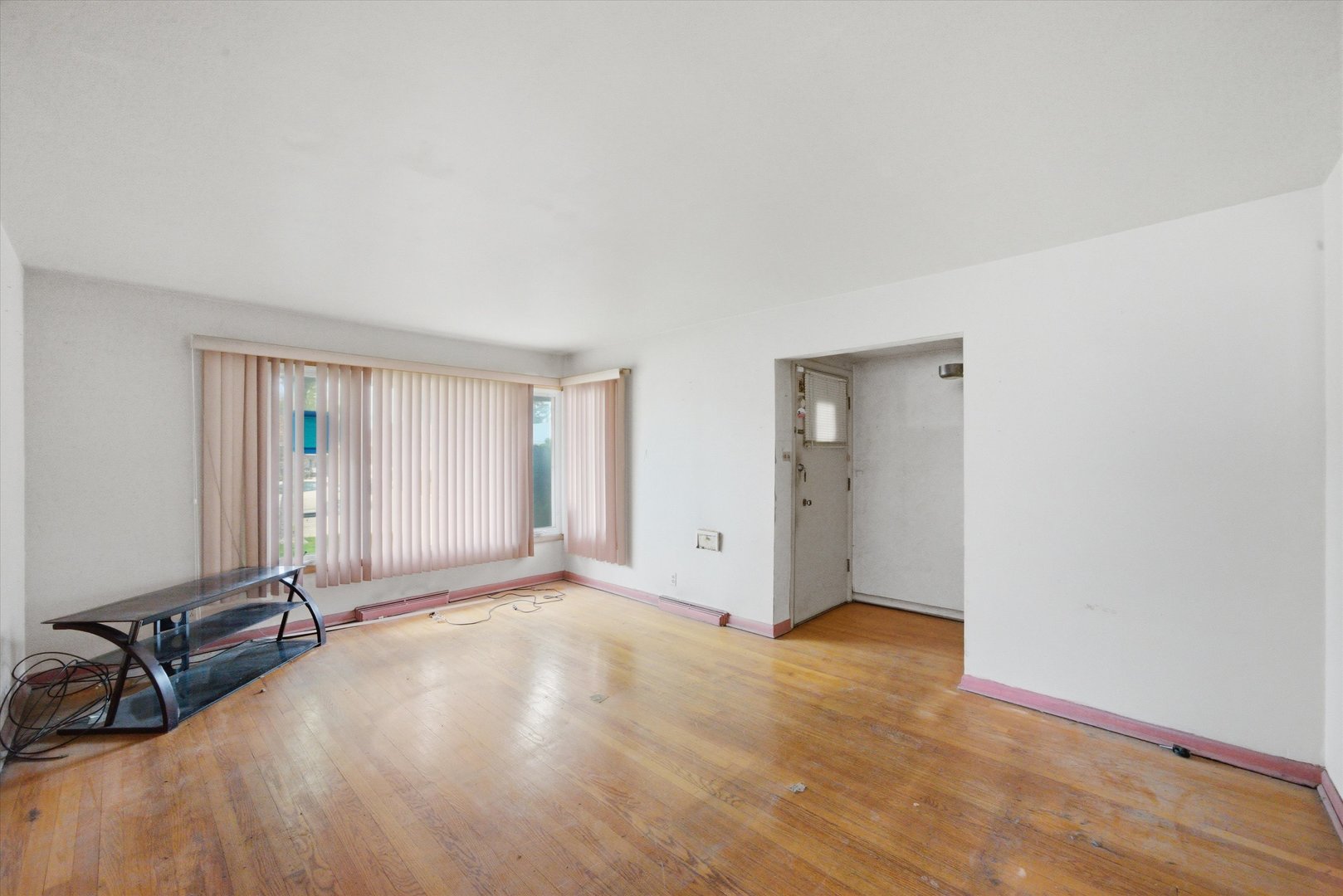 119 Rice Avenue, Bellwood, IL 60104