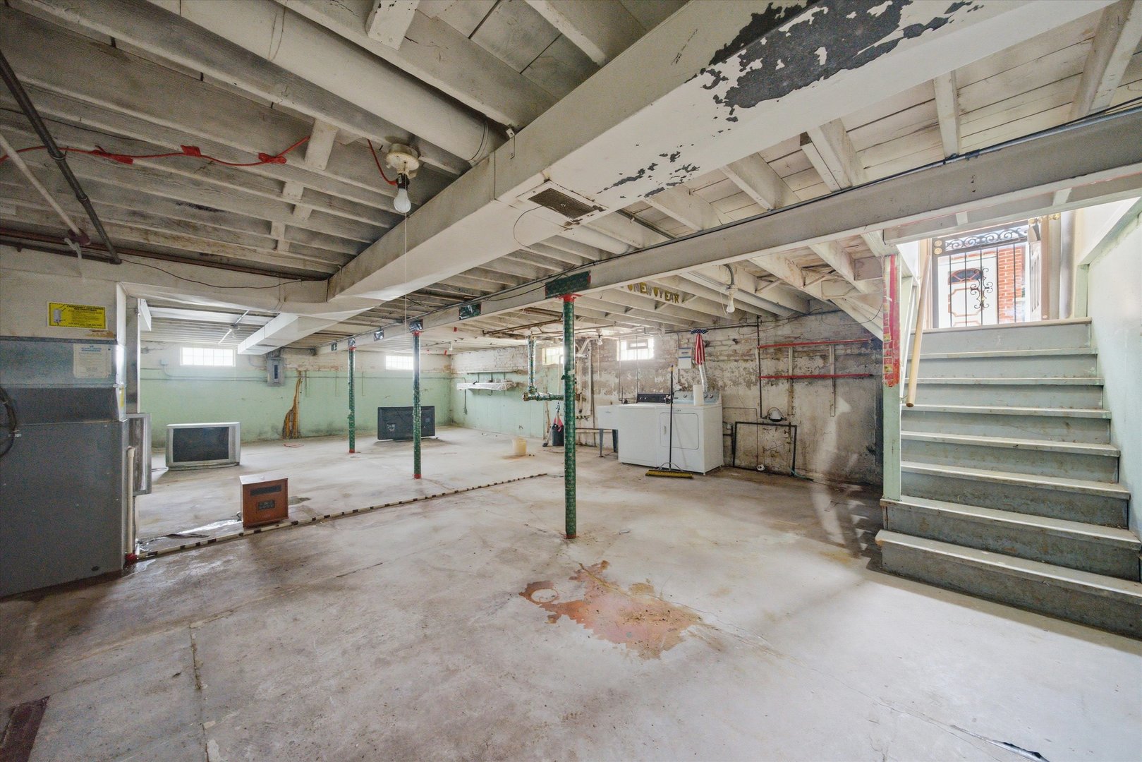 119 Rice Avenue, Bellwood, IL 60104