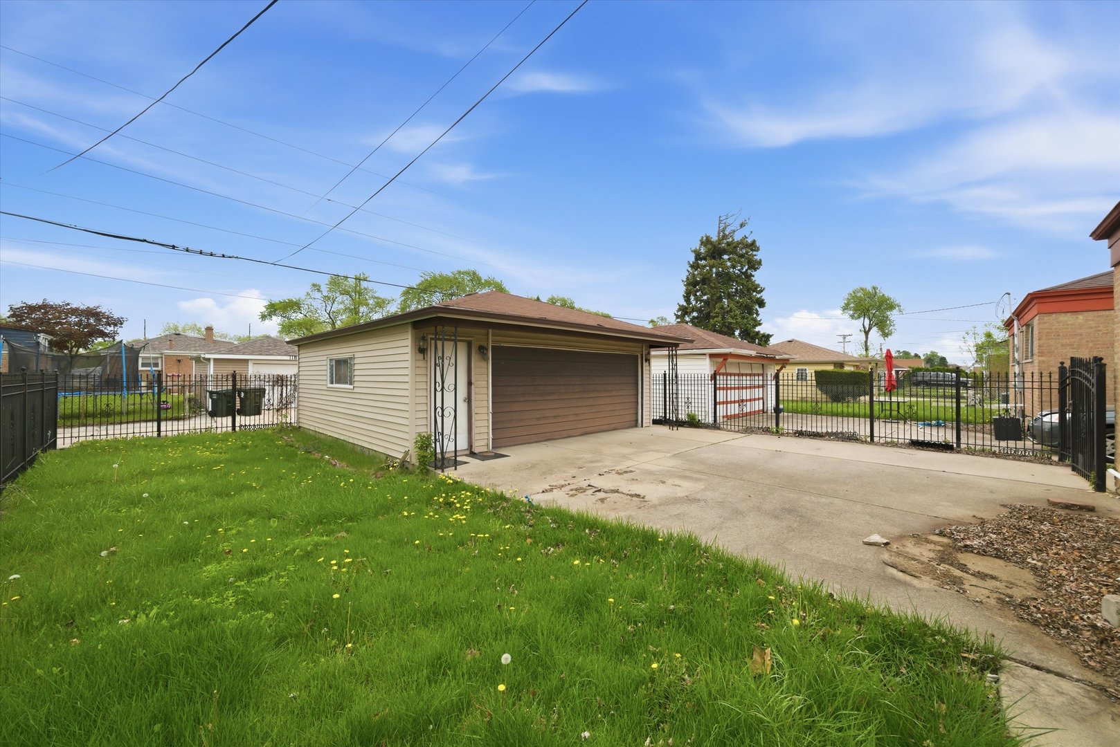 119 Rice Avenue, Bellwood, IL 60104