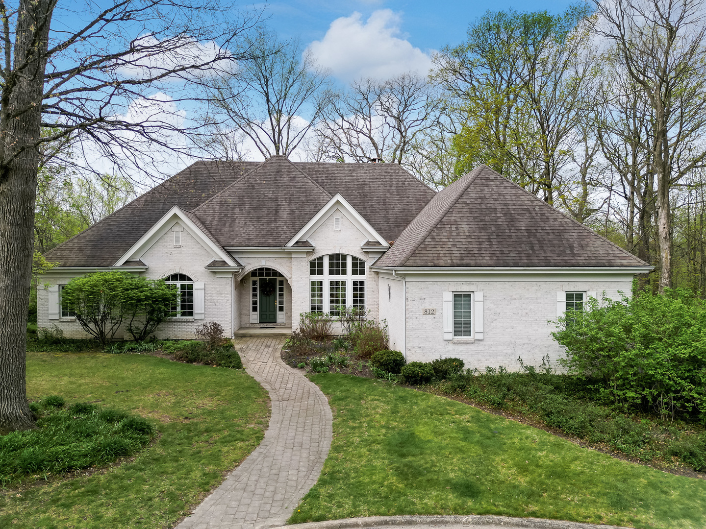 812 Stratford Court, Frankfort, IL 60423