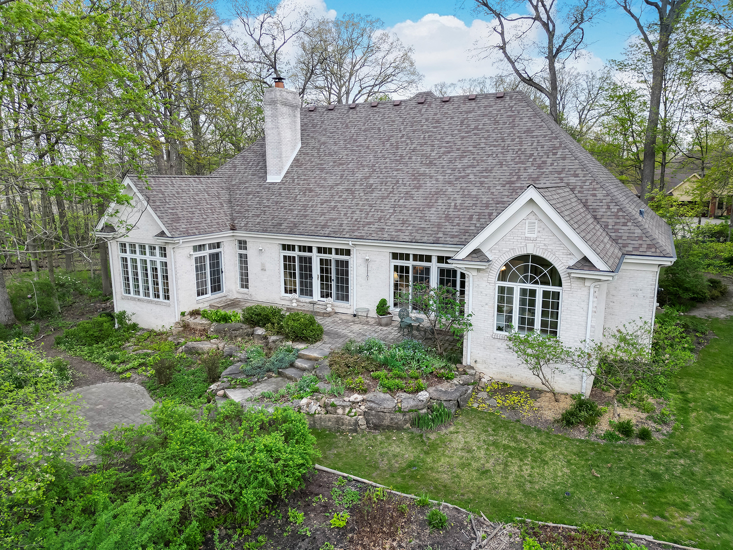 812 Stratford Court, Frankfort, IL 60423