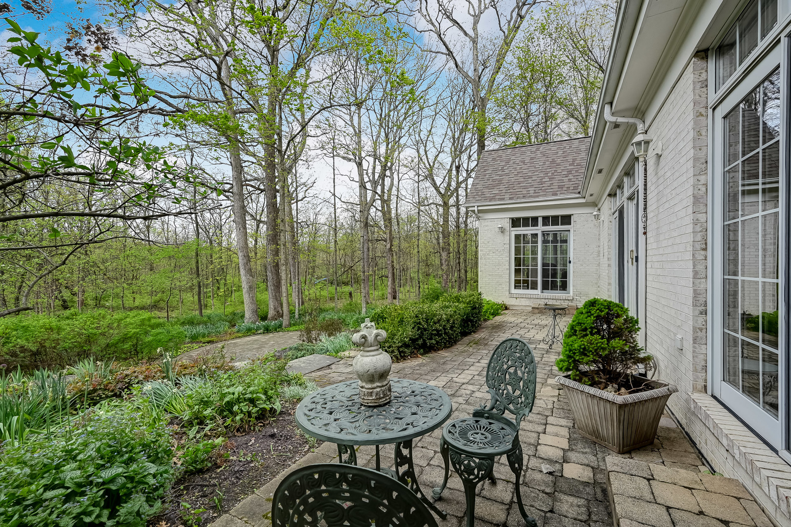 812 Stratford Court, Frankfort, IL 60423