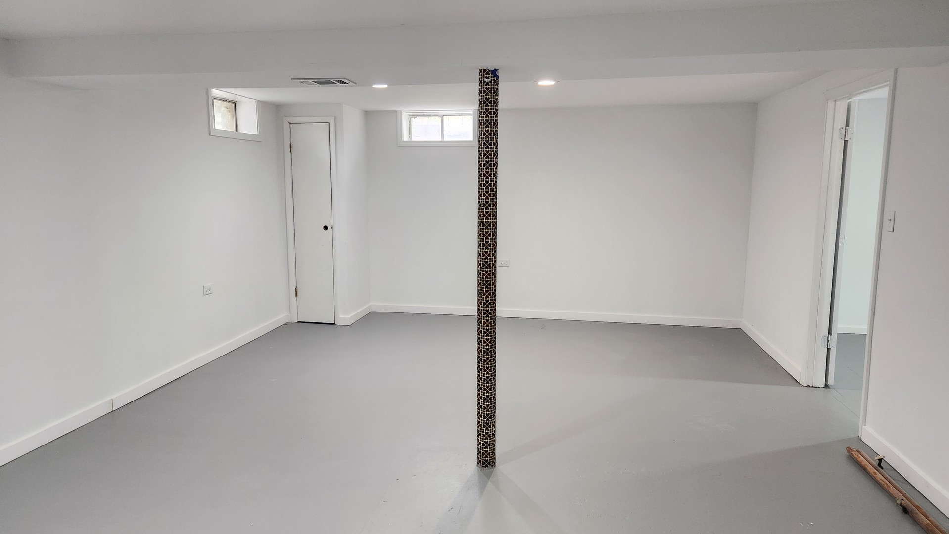 1730 Kingston Circle, Carpentersville, IL 60110