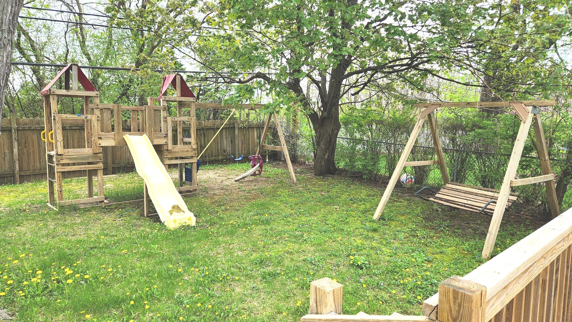 1730 Kingston Circle, Carpentersville, IL 60110