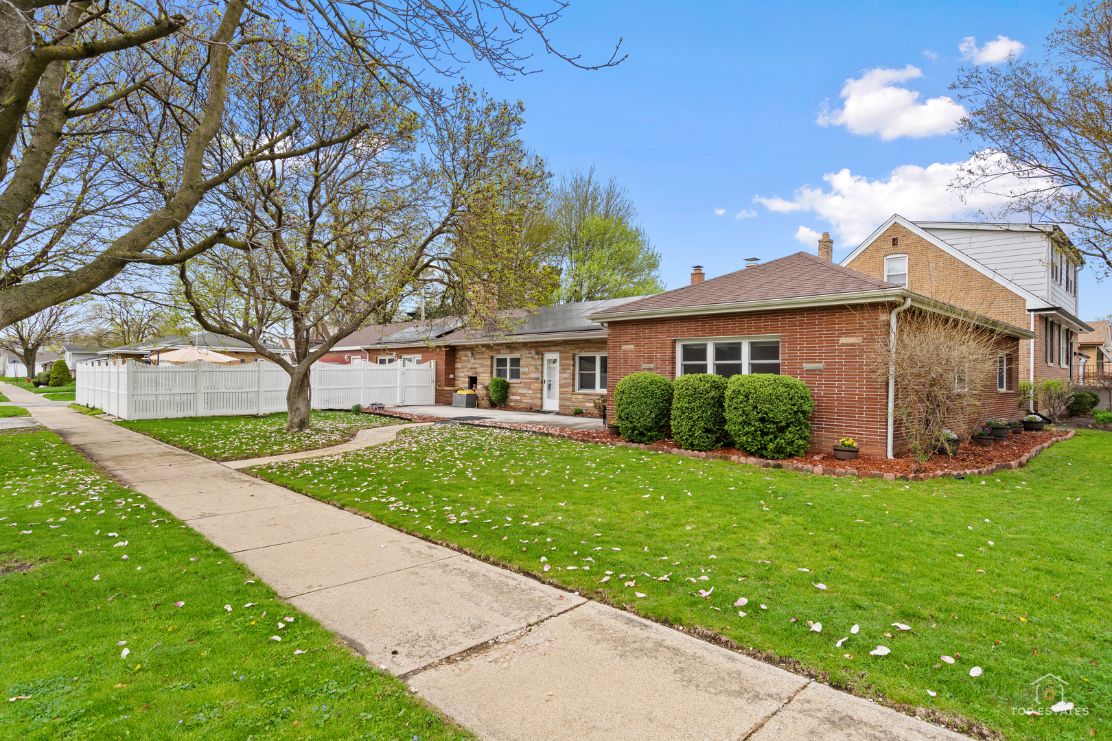 3850 W 93rd Street, Evergreen Park, IL 60805