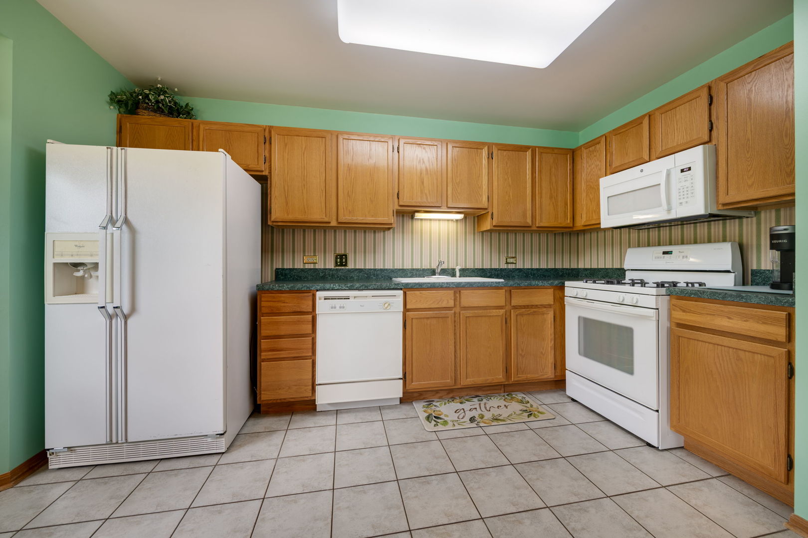 13902 S Cambridge Circle, Plainfield, IL 60544