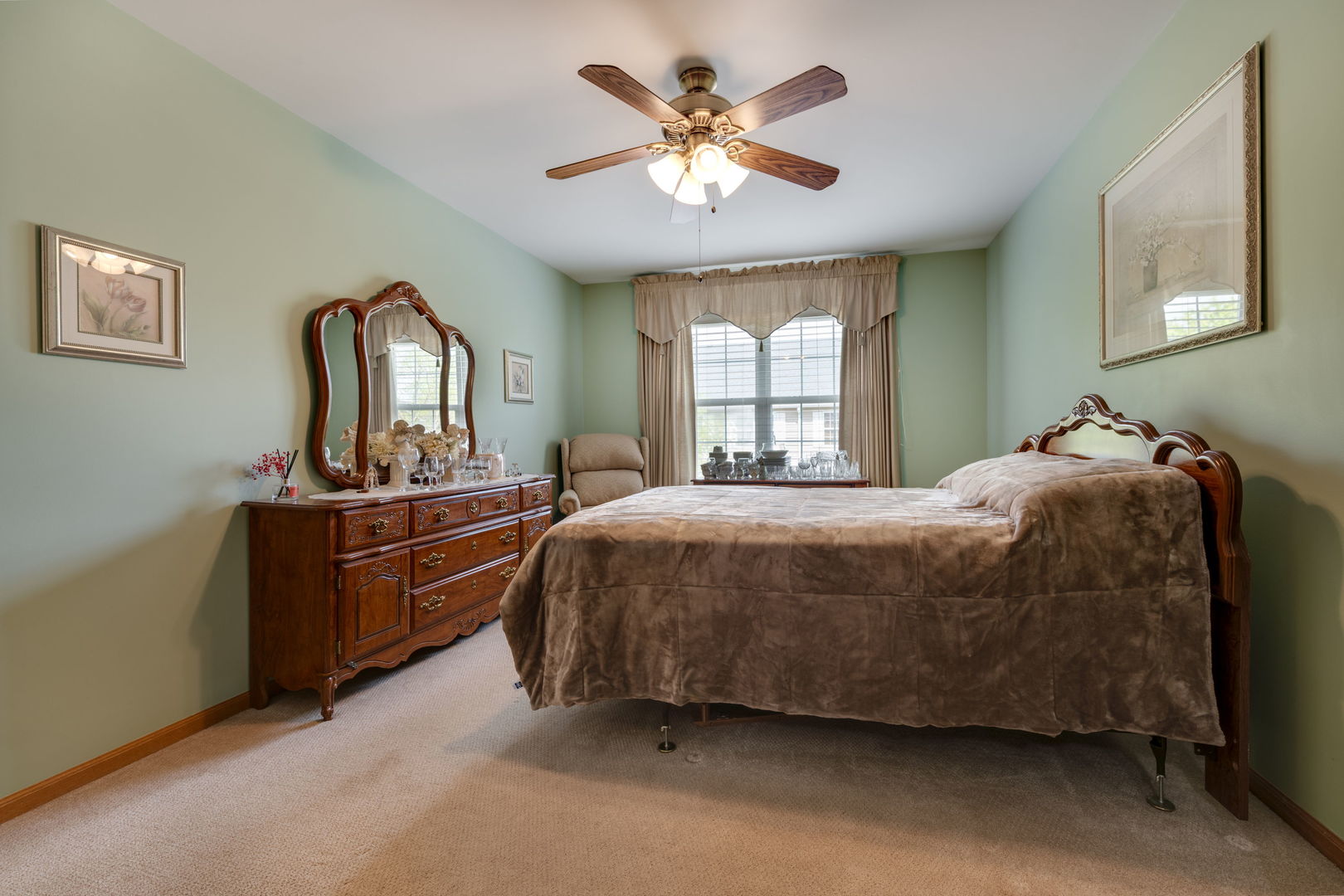 13902 S Cambridge Circle, Plainfield, IL 60544