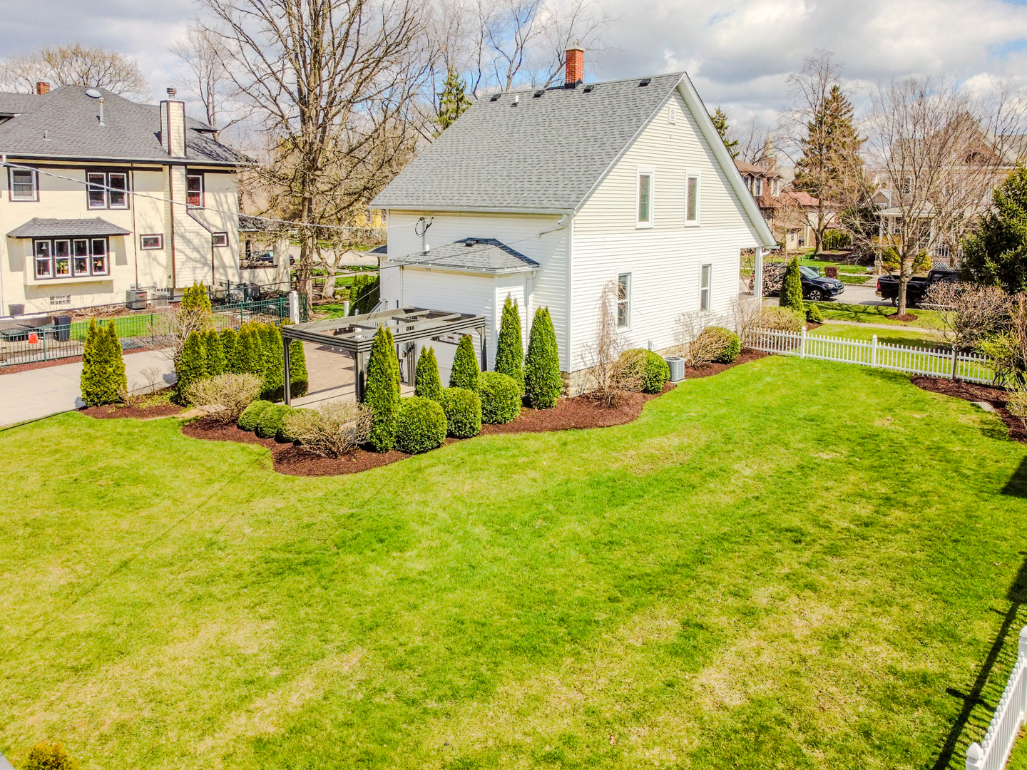 220 Hickory Street, Frankfort, IL 60423