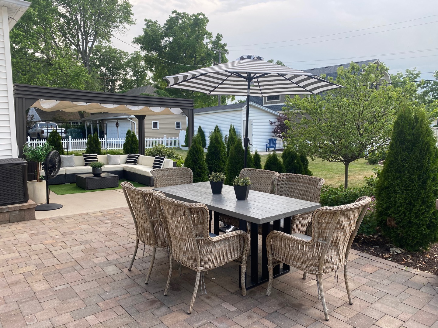 220 Hickory Street, Frankfort, IL 60423