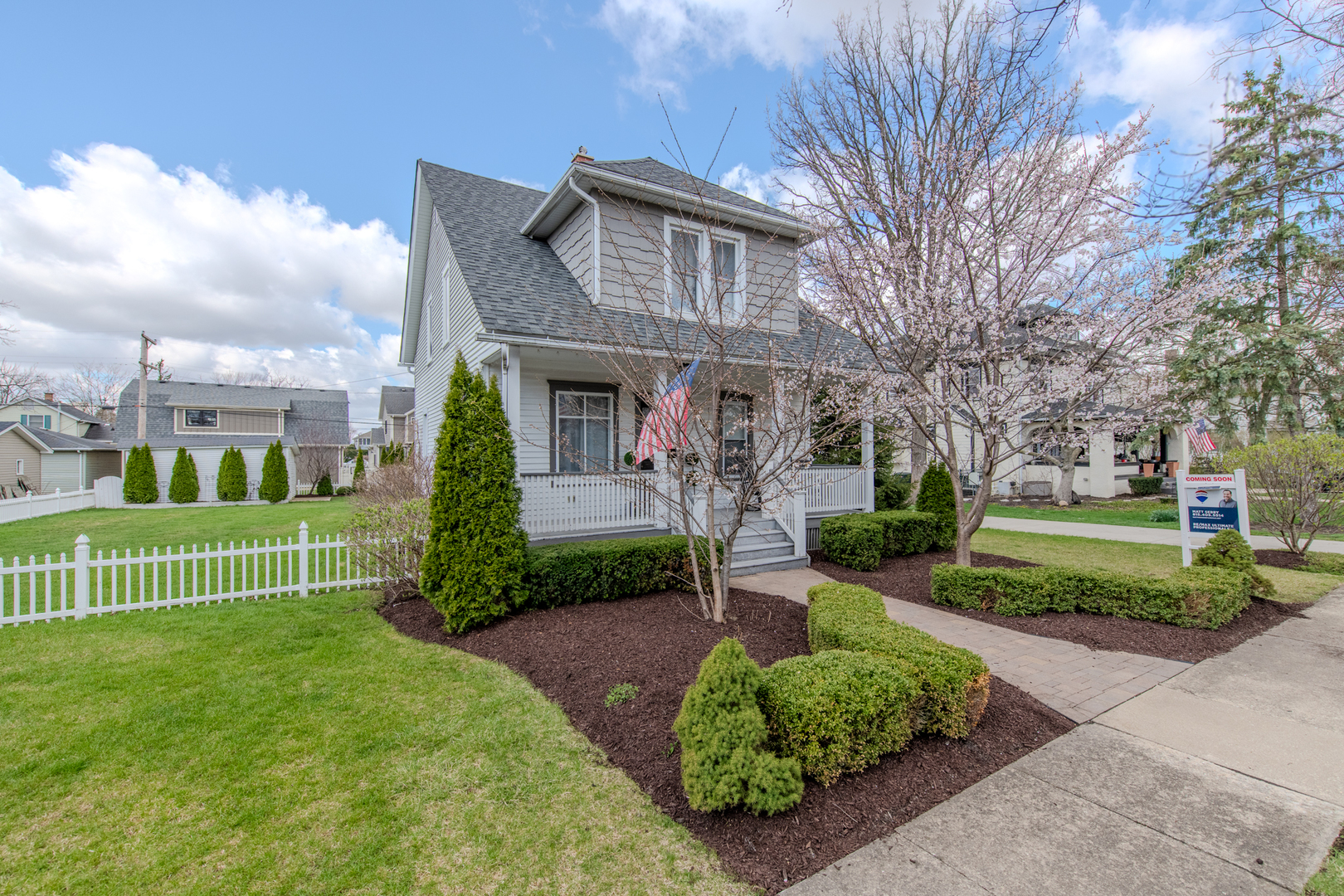 220 Hickory Street, Frankfort, IL 60423