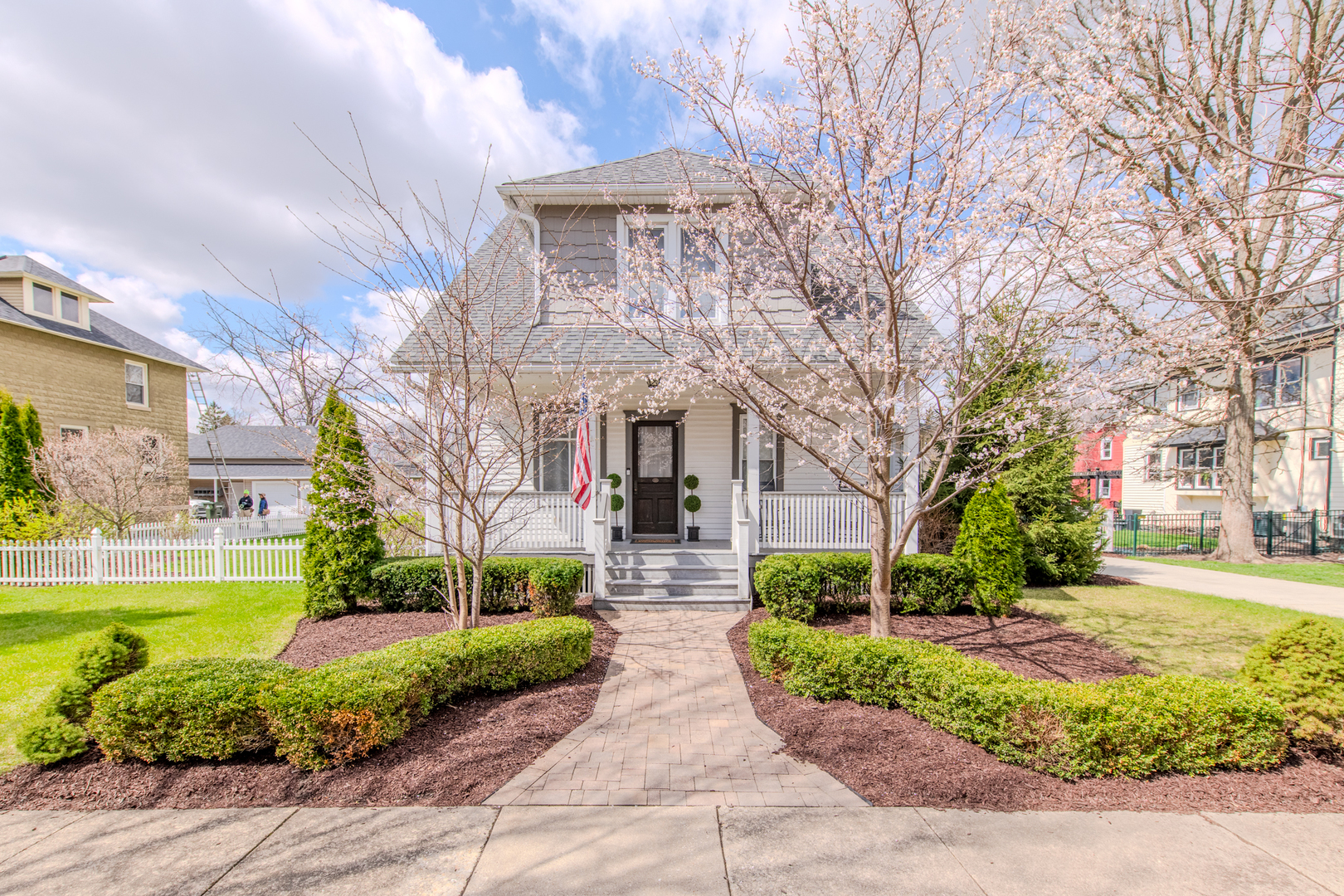 220 Hickory Street, Frankfort, IL 60423