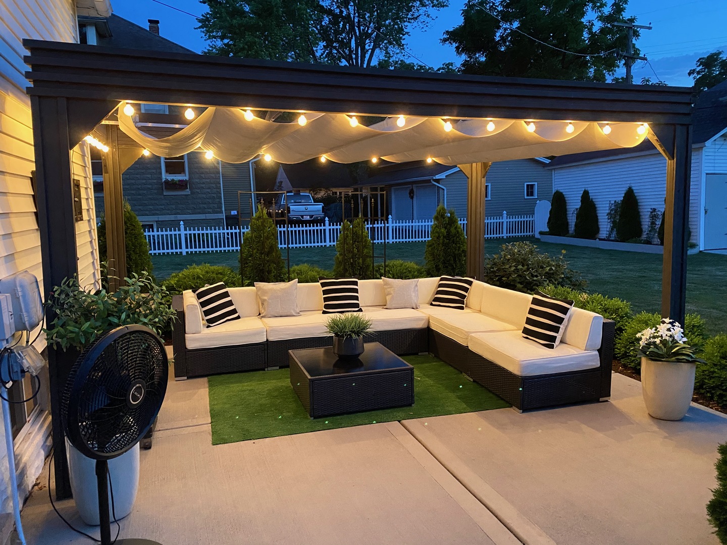 220 Hickory Street, Frankfort, IL 60423