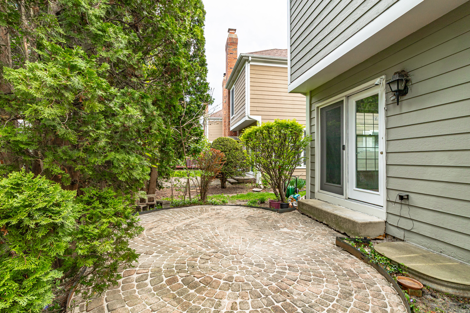 12 Sommerset Lane, Lincolnshire, IL 60069