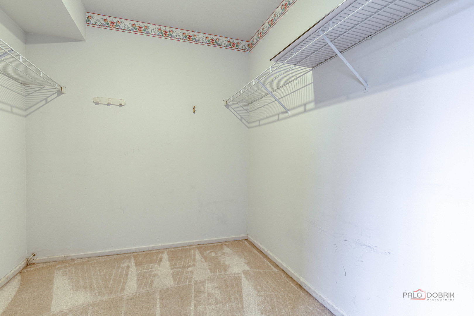 12 Sommerset Lane, Lincolnshire, IL 60069