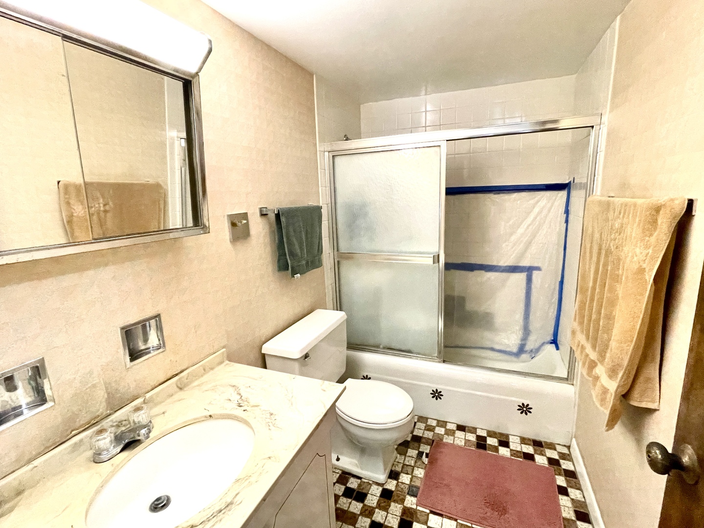 1052 Mill Street #110, Naperville, IL 60540