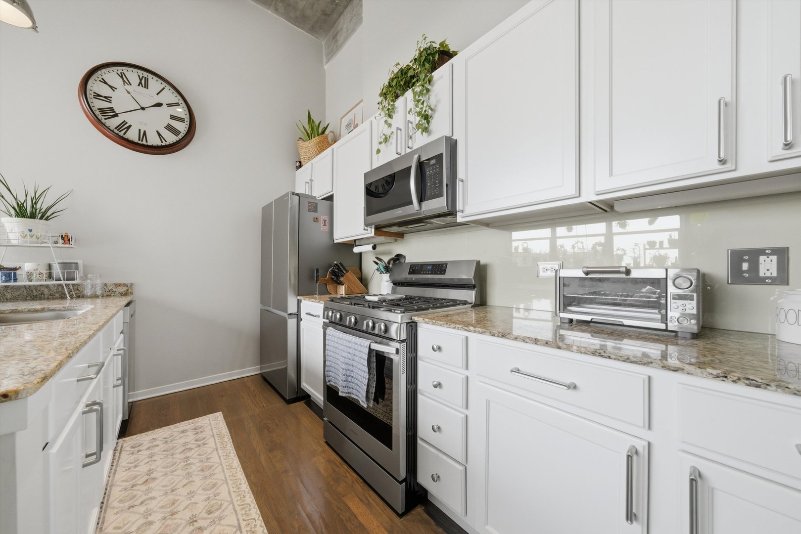 1735 N Paulina Street #605, Chicago, IL 60622