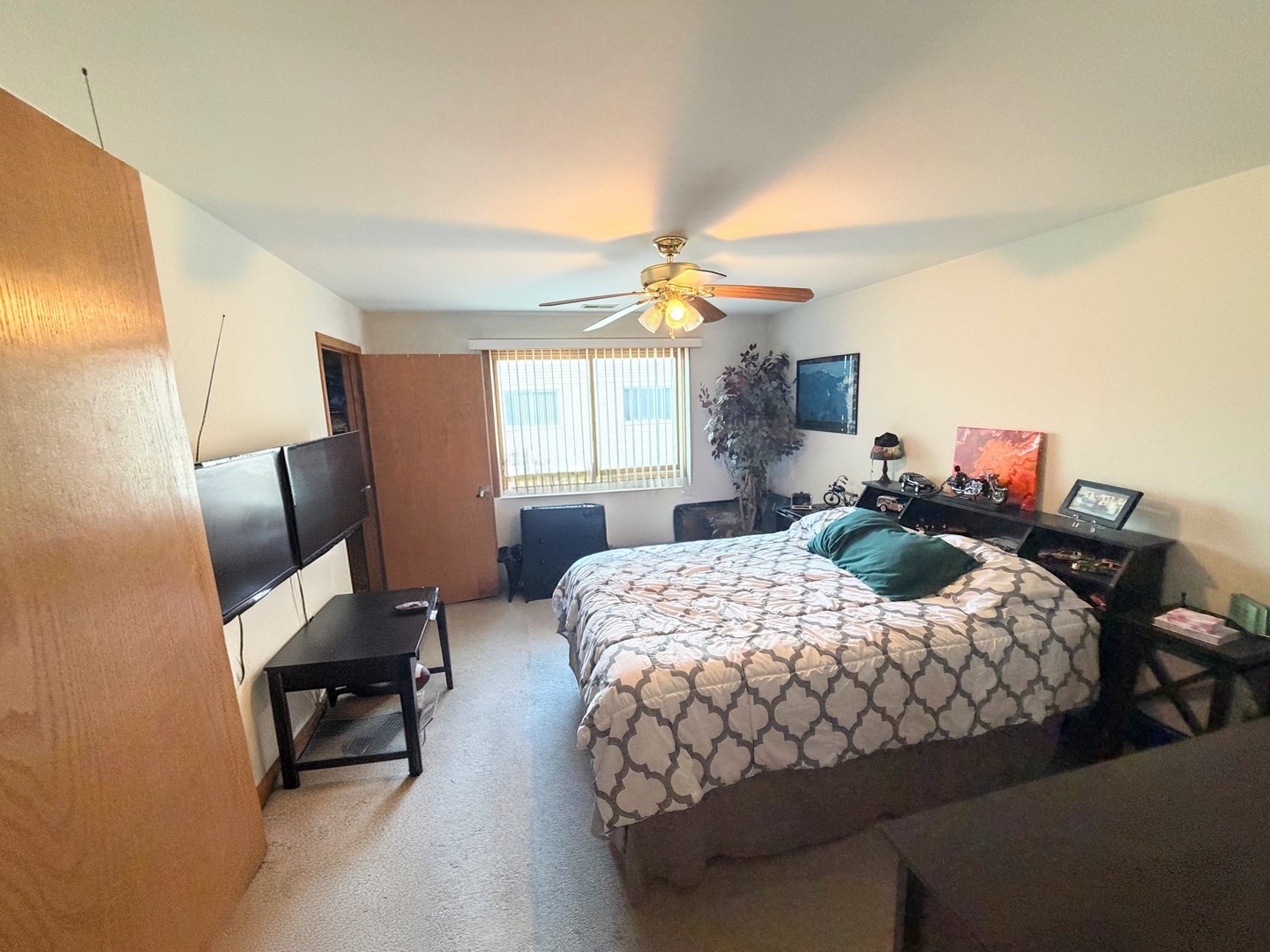 5025 139th Place #512, Crestwood, IL 60418