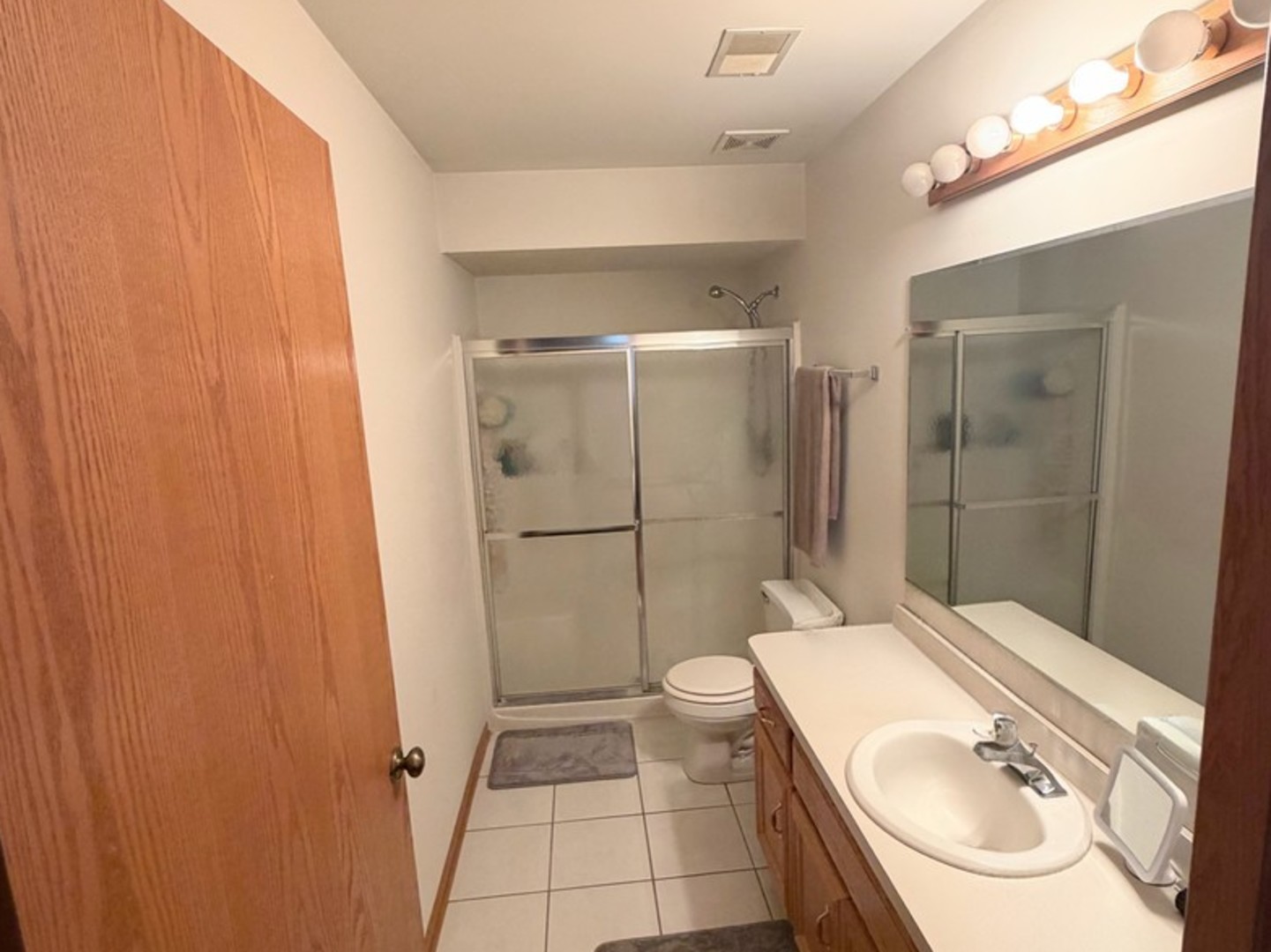 5025 139th Place #512, Crestwood, IL 60418