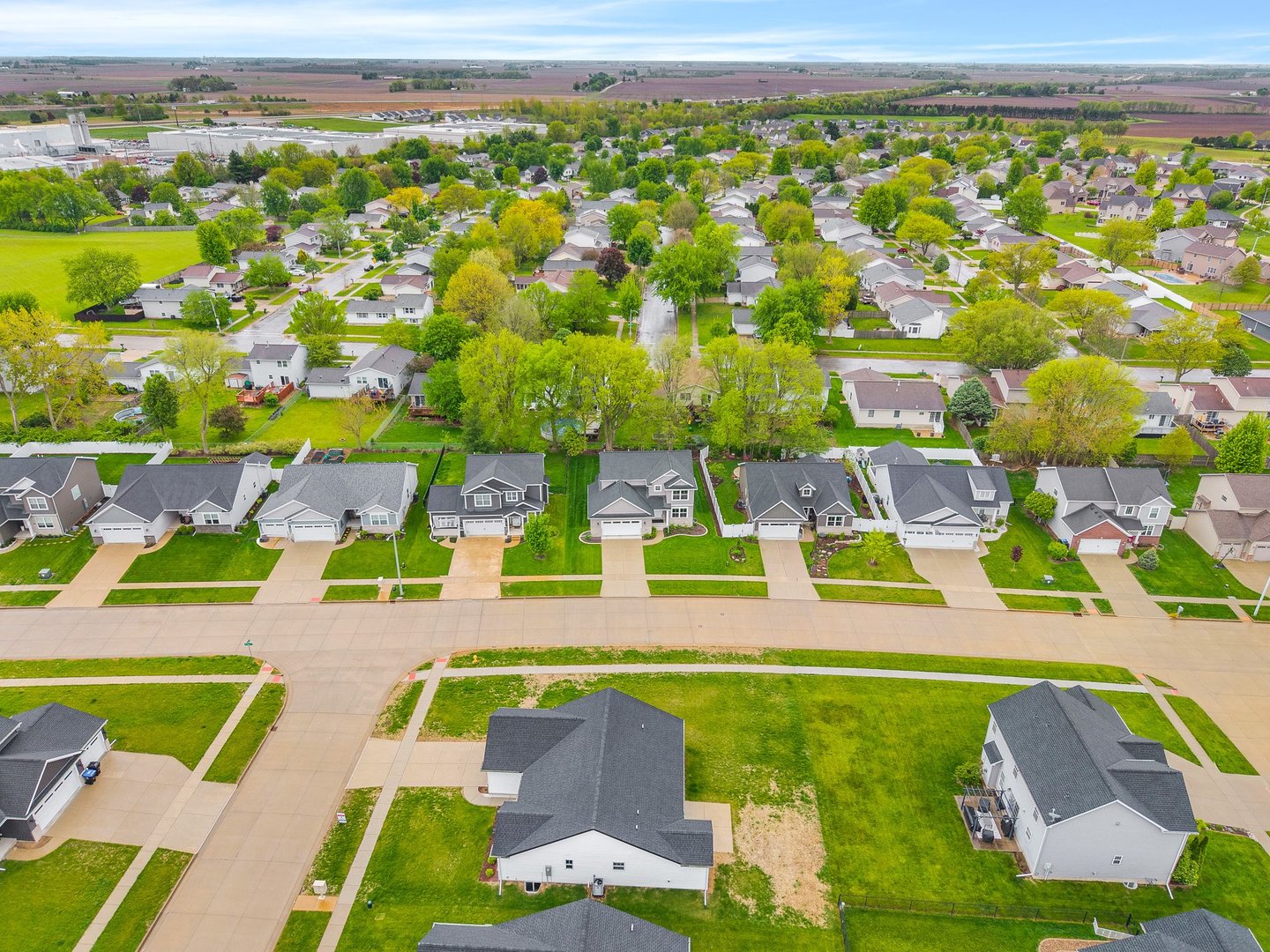 2902 Steppe Lane, Bloomington, IL 61705