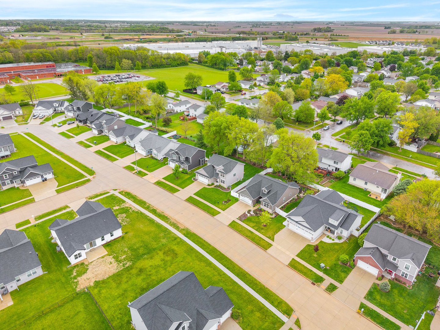 2902 Steppe Lane, Bloomington, IL 61705