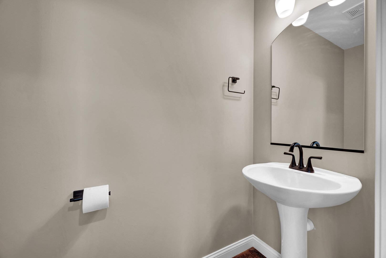 2902 Steppe Lane, Bloomington, IL 61705