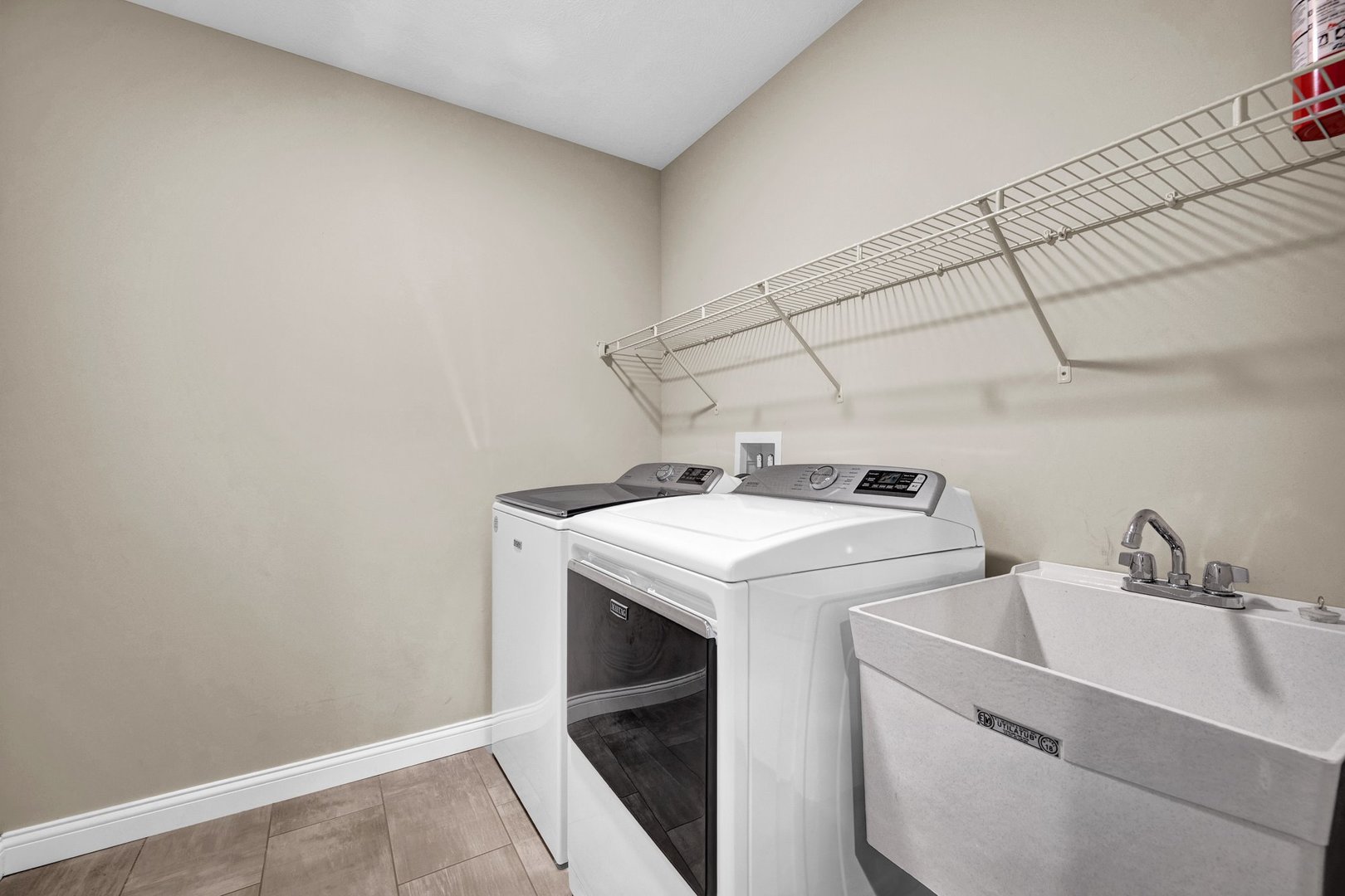 2902 Steppe Lane, Bloomington, IL 61705