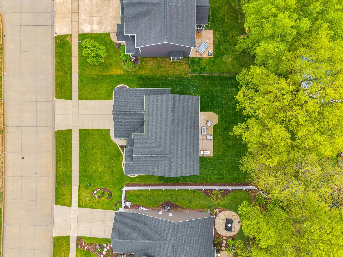 2902 Steppe Lane, Bloomington, IL 61705