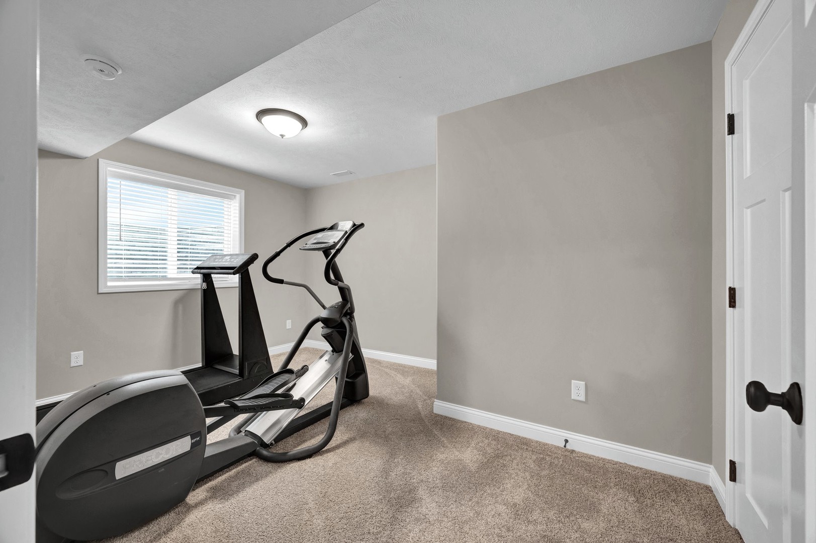 2902 Steppe Lane, Bloomington, IL 61705