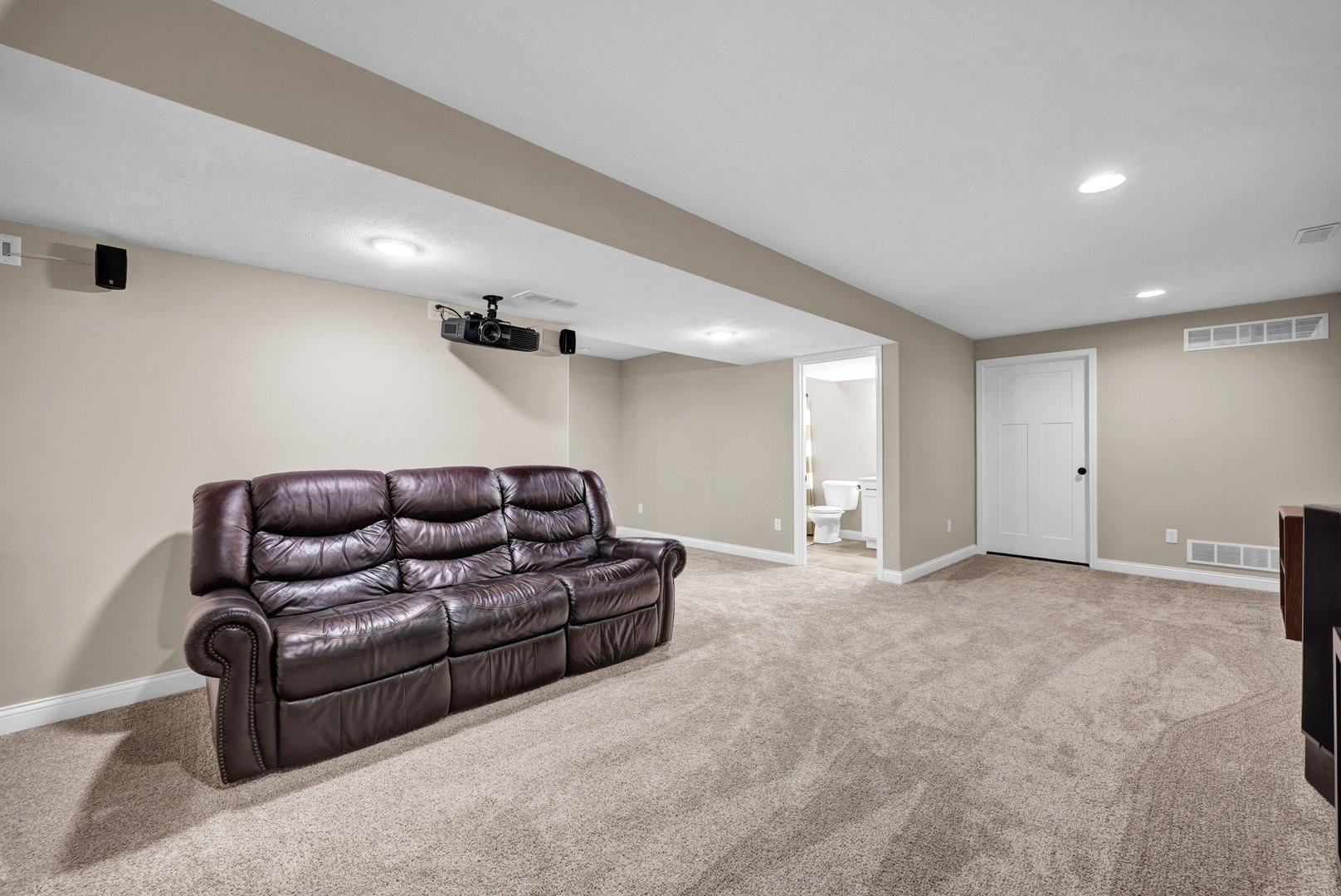 2902 Steppe Lane, Bloomington, IL 61705