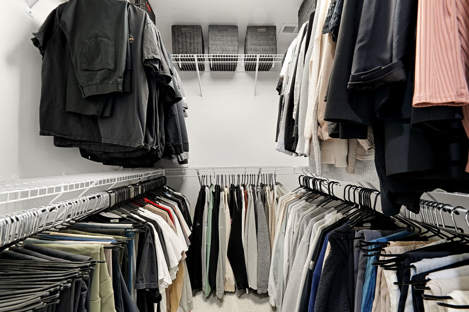 218 Auburn Hills Lane, Addison, IL 60101