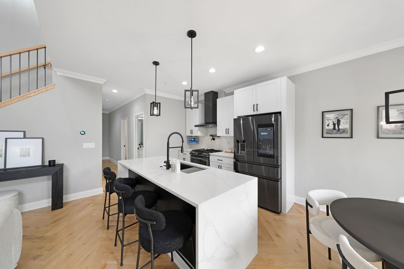 218 Auburn Hills Lane, Addison, IL 60101