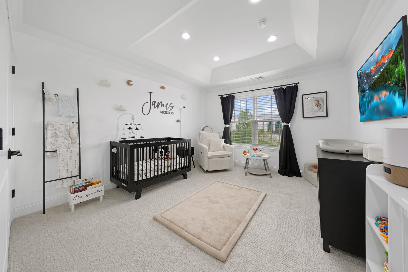 218 Auburn Hills Lane, Addison, IL 60101