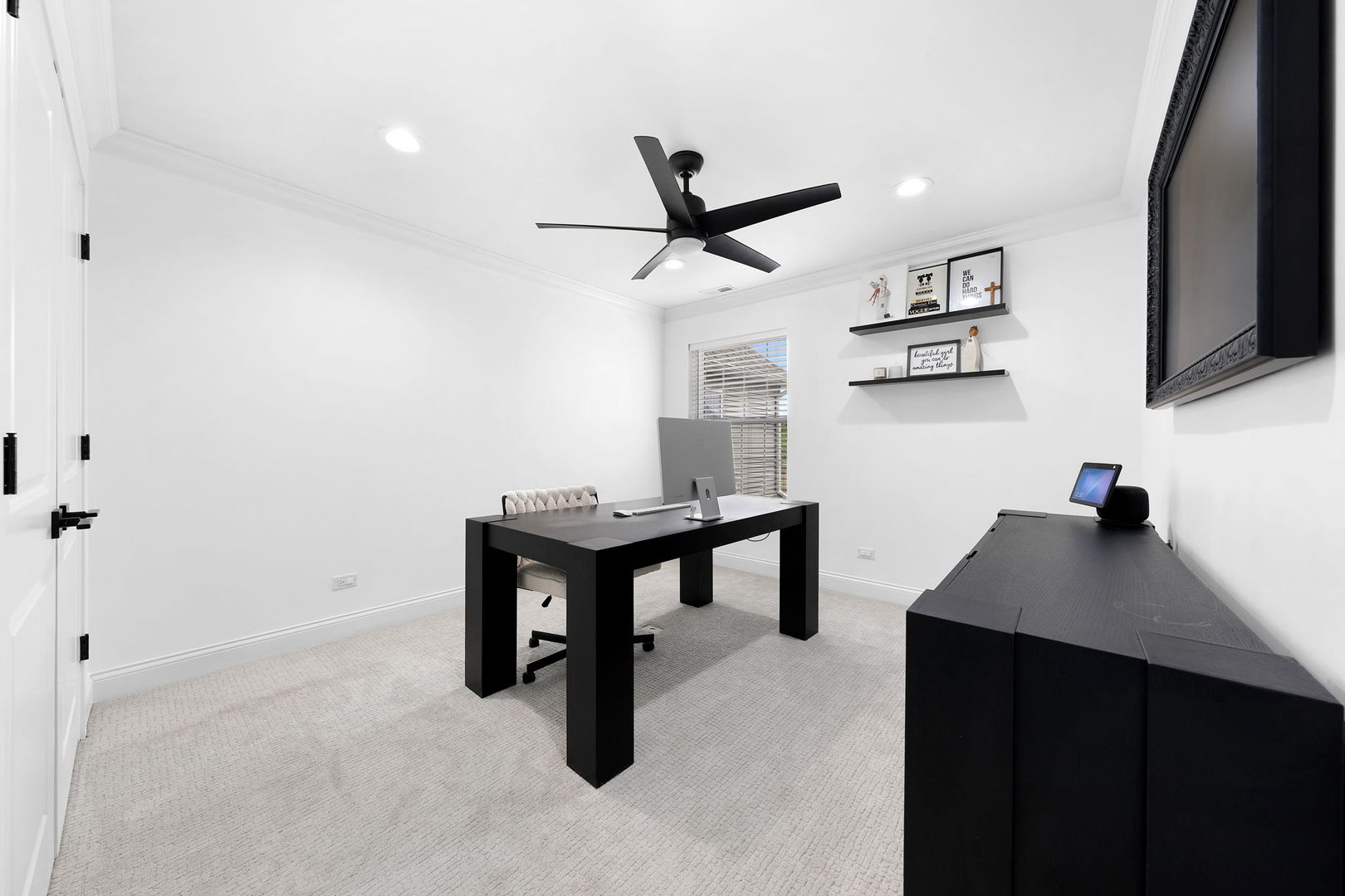 218 Auburn Hills Lane, Addison, IL 60101