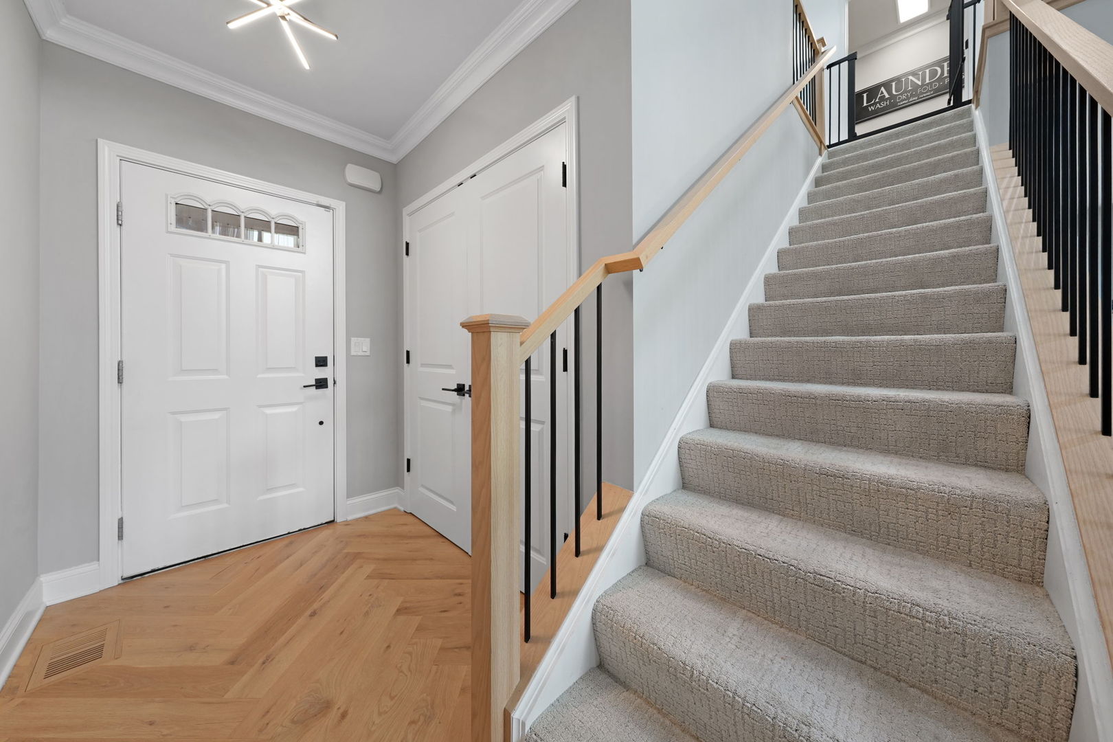 218 Auburn Hills Lane, Addison, IL 60101