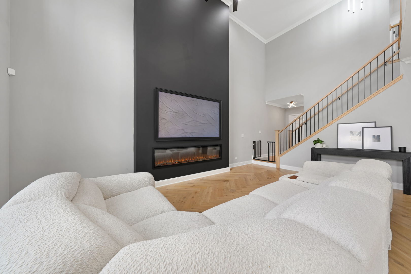 218 Auburn Hills Lane, Addison, IL 60101