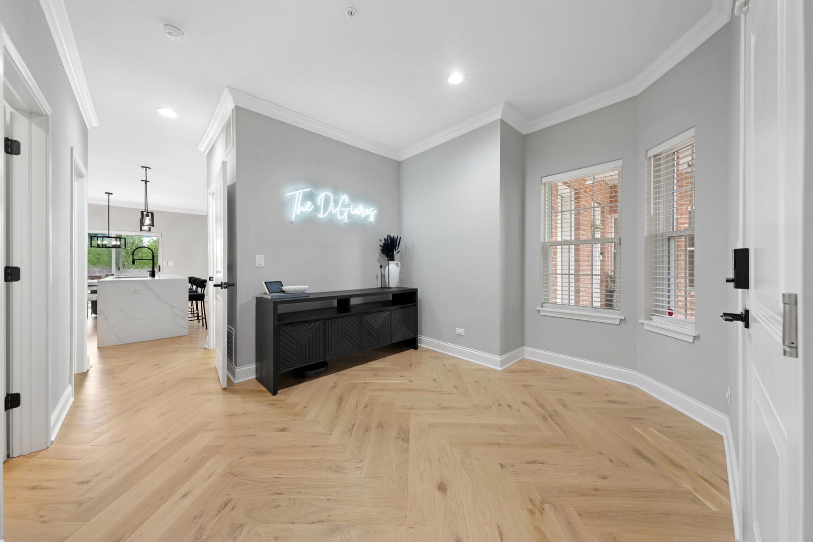 218 Auburn Hills Lane, Addison, IL 60101