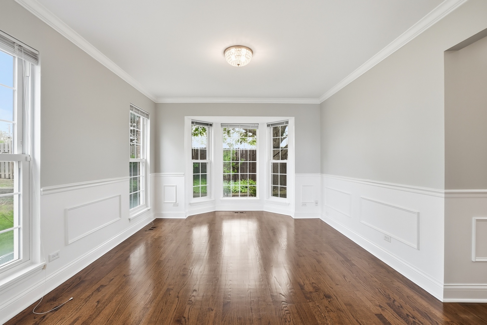 612 Citadel Drive, Westmont, IL 60559