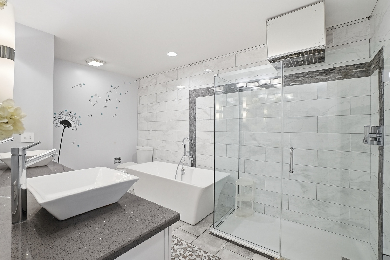 612 Citadel Drive, Westmont, IL 60559