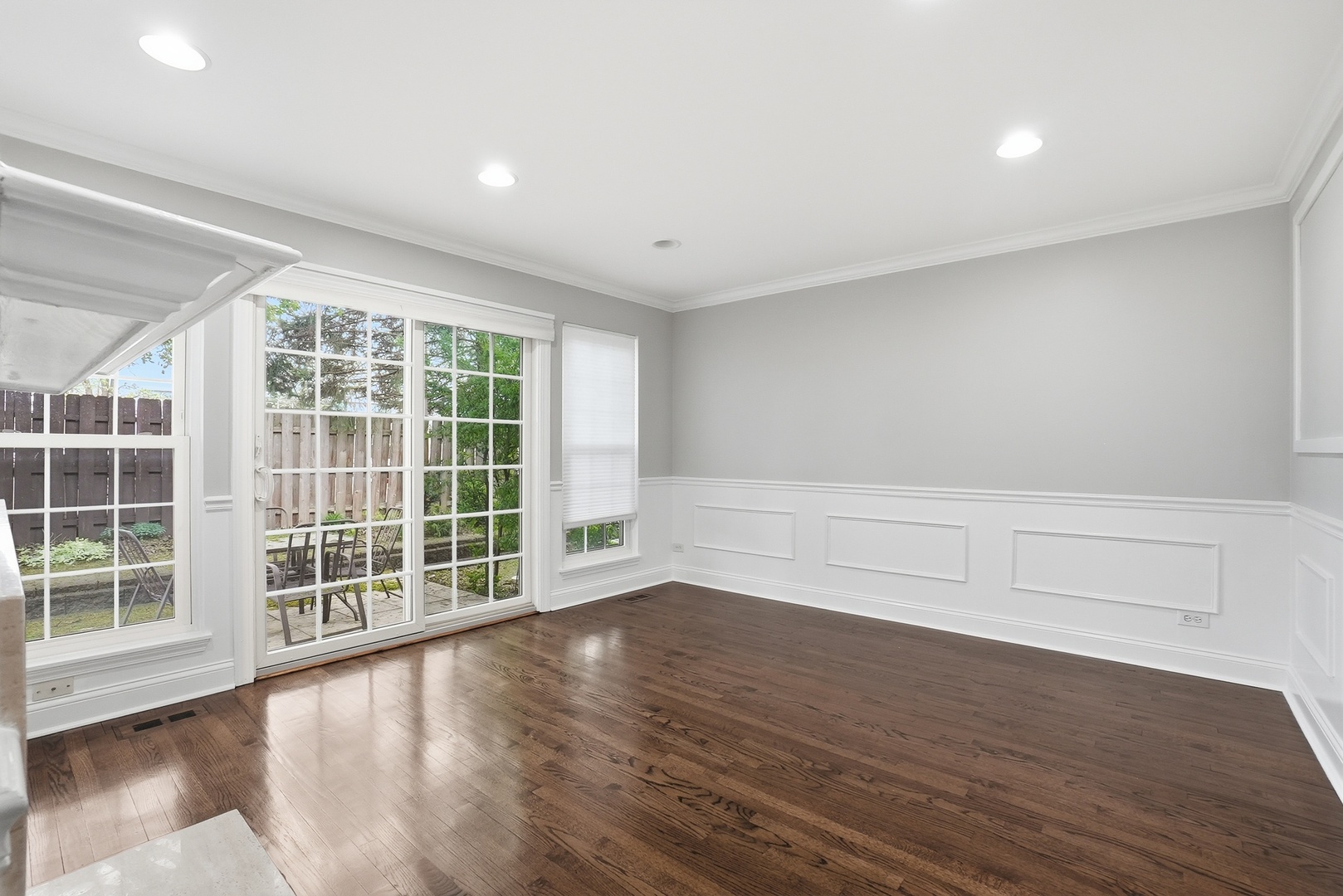 612 Citadel Drive, Westmont, IL 60559