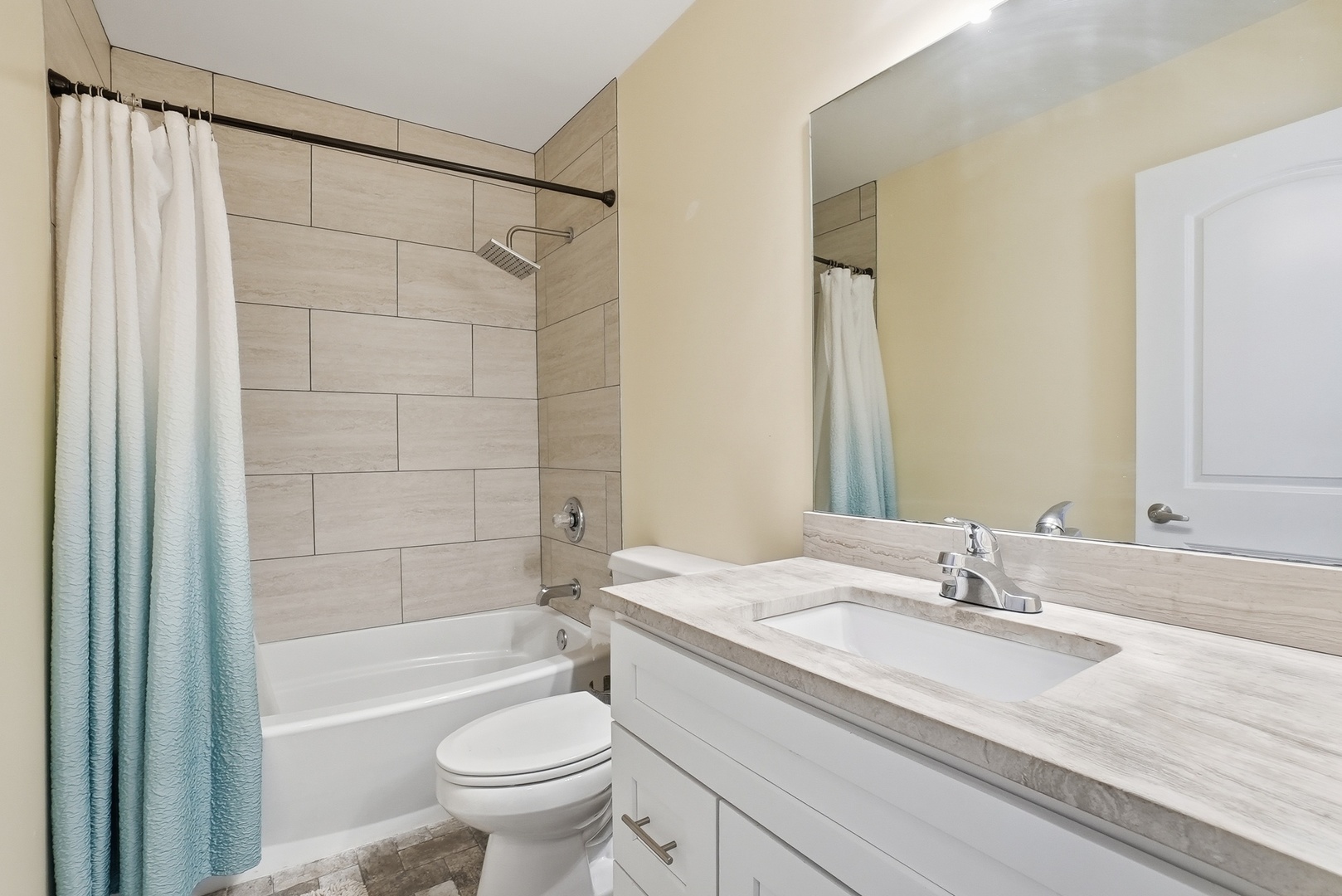 612 Citadel Drive, Westmont, IL 60559