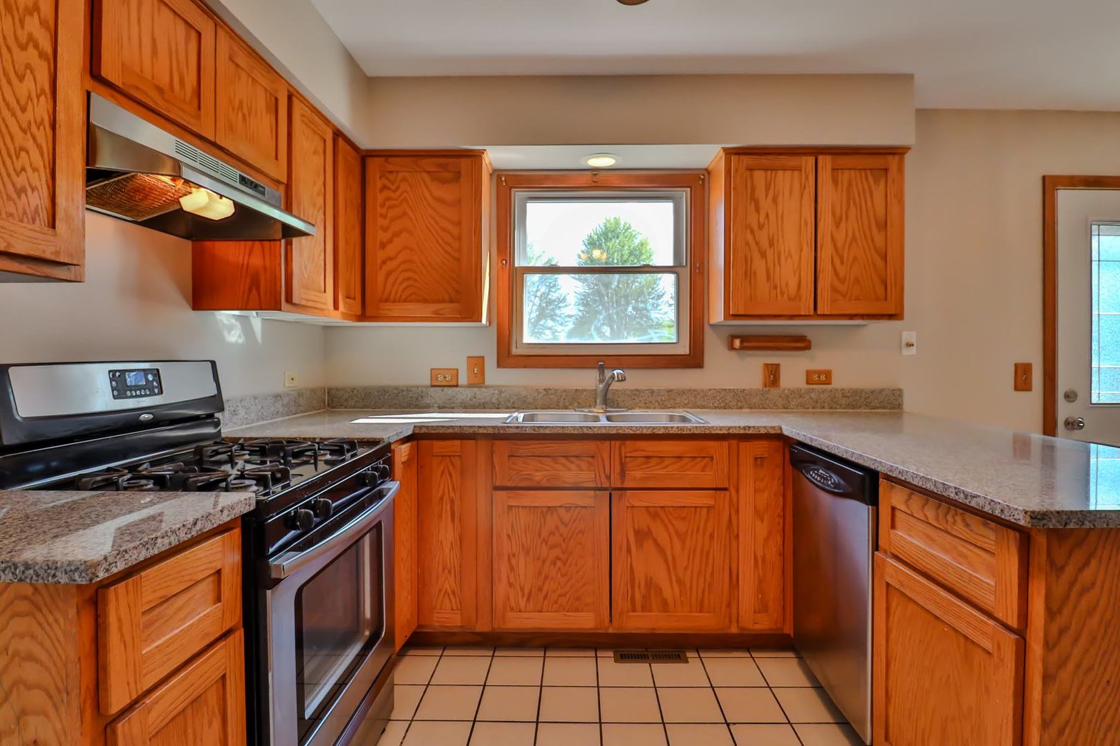 1125 darin Drive, Lockport, IL 60441