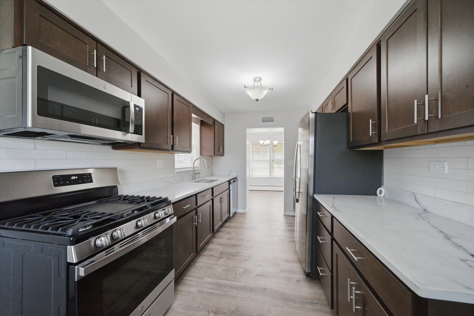 1907 Elim Avenue, Zion, IL 60099