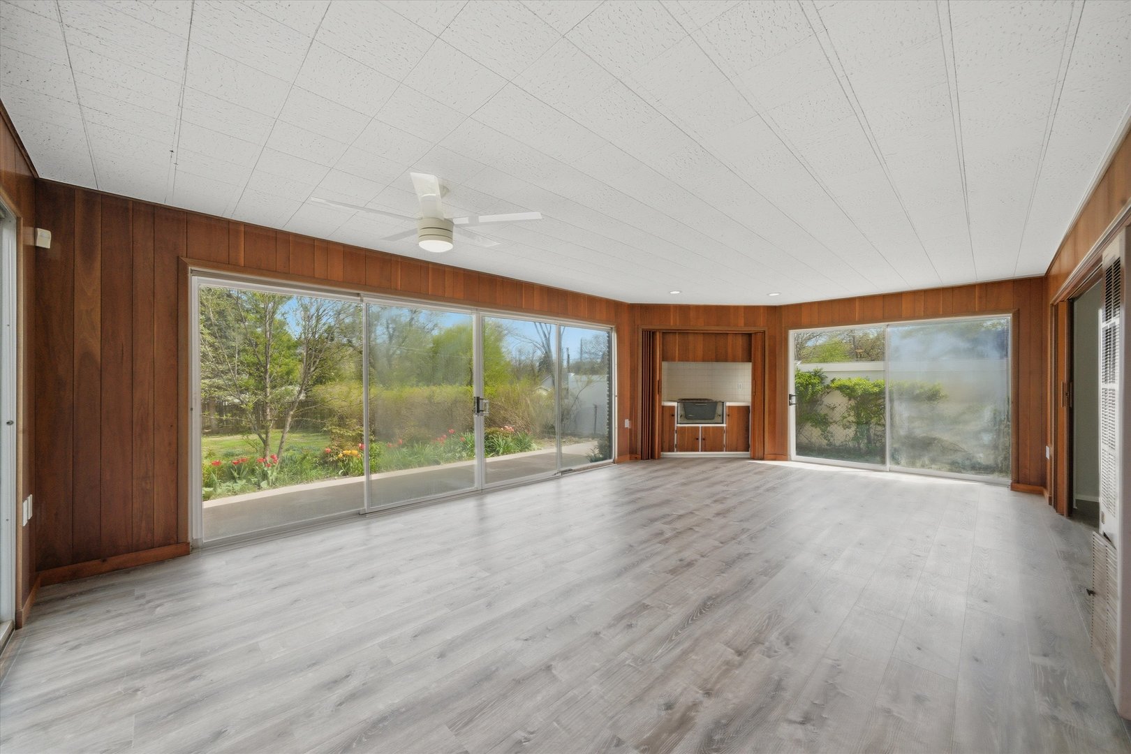 1907 Elim Avenue, Zion, IL 60099