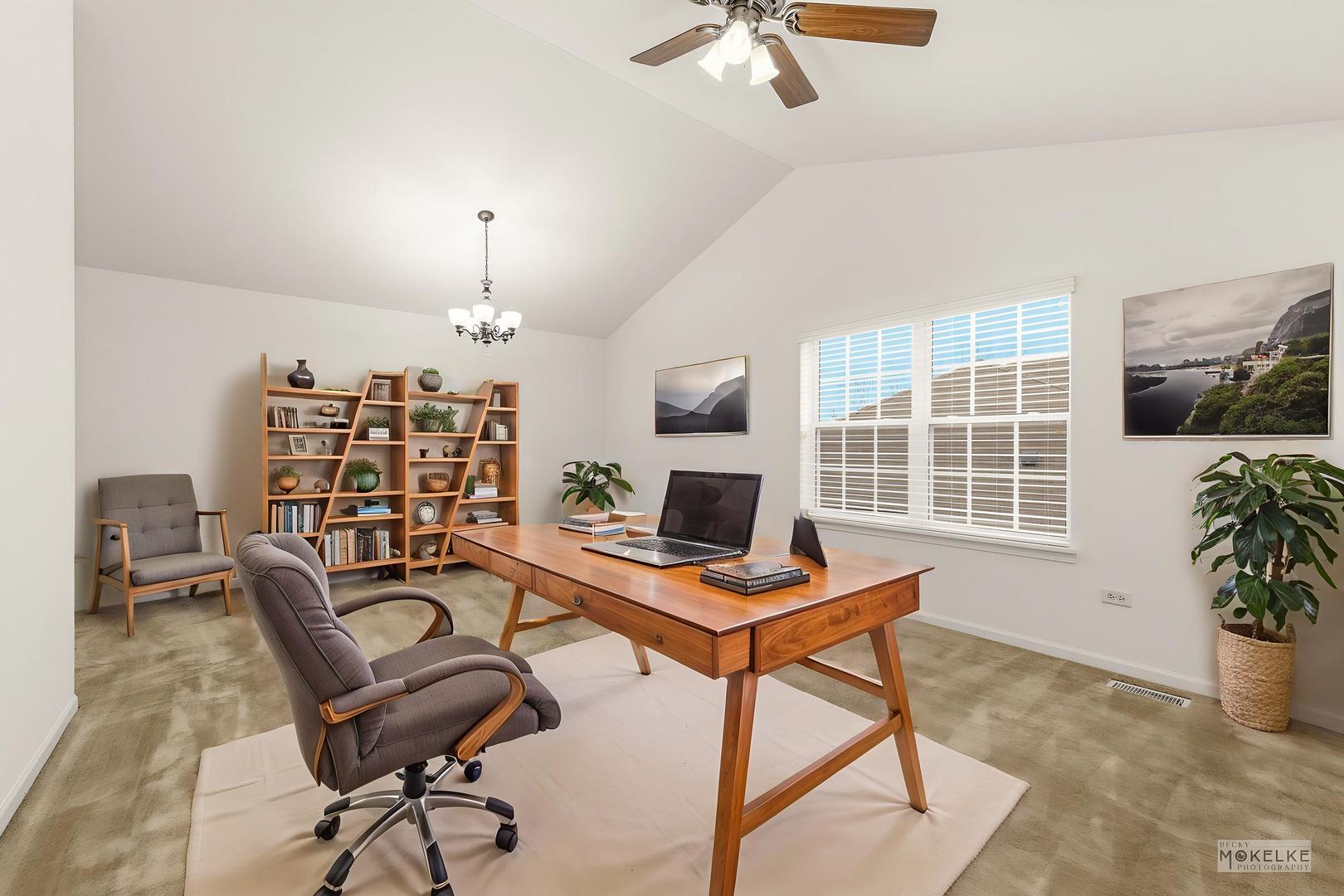 816 Colchester Drive, Oswego, IL 60543