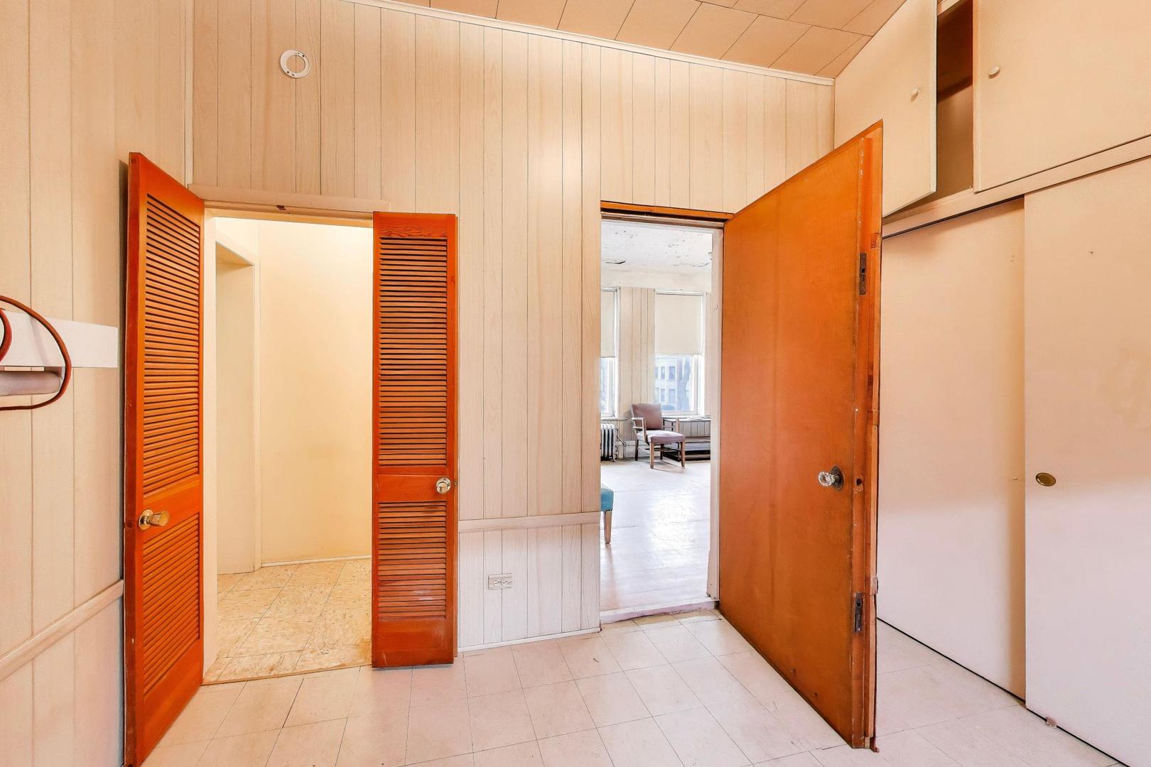 3659 S Union Avenue, Chicago, IL 60609