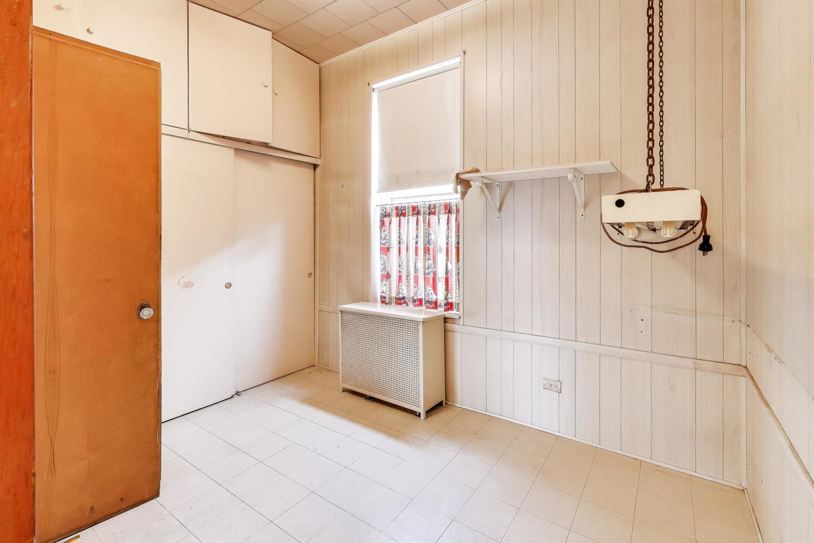 3659 S Union Avenue, Chicago, IL 60609