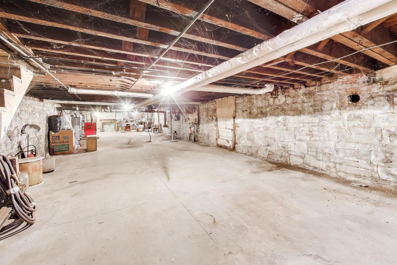 3659 S Union Avenue, Chicago, IL 60609